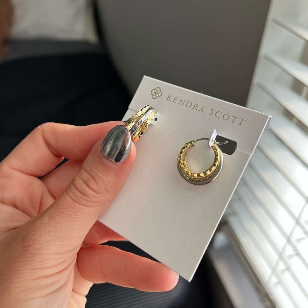 Kendra Scott Huggie Earrings